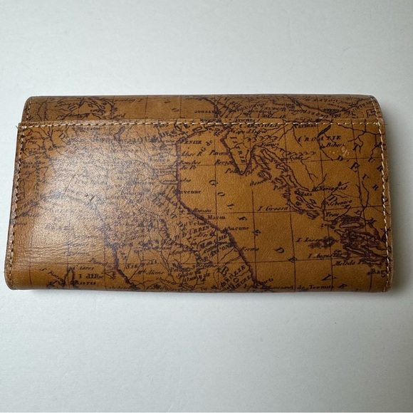 Patricia Nash Italian Leather Organizer Credit Card Wallet - Picture 2 of 16